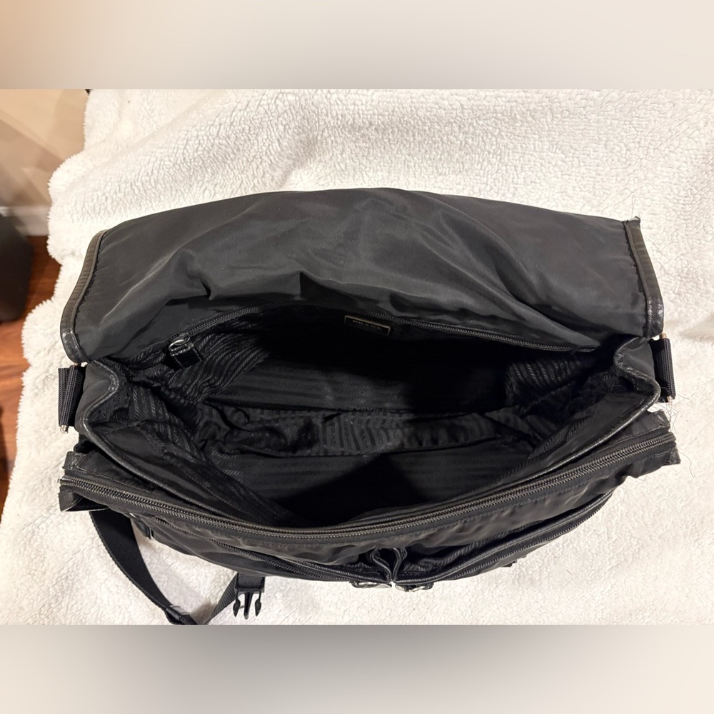 Prada Black Nylon Shoulder Bag 165 144940 - Picture 12 of 15